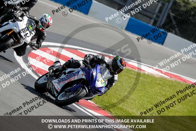 donington no limits trackday;donington park photographs;donington trackday photographs;no limits trackdays;peter wileman photography;trackday digital images;trackday photos